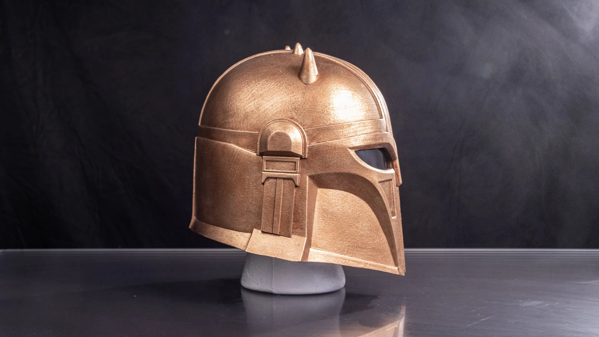 Mandalorian Armorer Helmet - Image 2